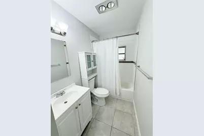 9602 NW 72nd St, Tamarac, FL 33321 - Photo 15