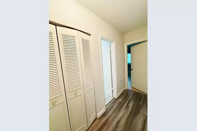 9602 NW 72nd St, Tamarac, FL 33321 - Photo 17