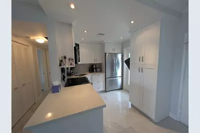 3209 S Ocean Dr, Unit #4E, Hallandale Beach, FL 33009 - Photo 3