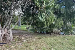 5751 SW 55th St, Davie, FL 33314 - Photo 9