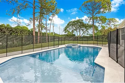 12901  Marsh Pointe Way, Palm Beach Gardens, FL 33418 - Photo 3