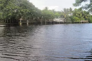 93 NE 7th Ct, Deerfield Beach, FL 33441 - Photo 3