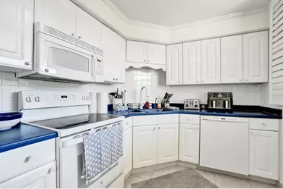 132  Lakeshore Dr, Unit #317, North Palm Beach, FL 33408 - Photo 13