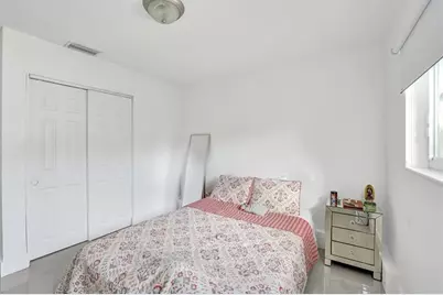 3322  McKinley St, Hollywood, FL 33021 - Photo 37