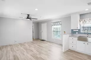 5681 SW Cypress Dr, Fort Lauderdale, FL 33312 - Photo 7