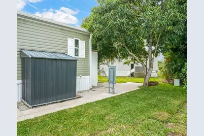 5681 SW Cypress Dr, Fort Lauderdale, FL 33312 - Photo 19