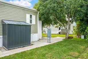 5681 SW Cypress Dr, Fort Lauderdale, FL 33312 - Photo 19