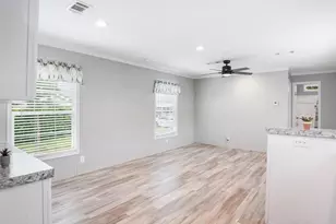 5681 SW Cypress Dr, Fort Lauderdale, FL 33312 - Photo 9