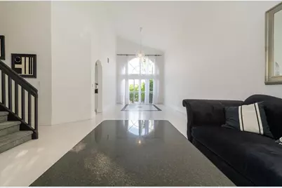 10965 NW 59th St, Doral, FL 33178 - Photo 5