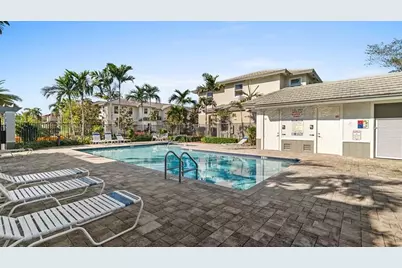 6989  Pines Circle, Coconut Creek, FL 33073 - Photo 21