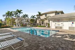 6989 Pines Cir, Coconut Creek, FL 33073 - Photo 21