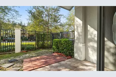 6989 Pines Circle, Coconut Creek, FL 33073 - Photo 9