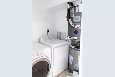 2077 E Bond Dr, Unit #2077, West Palm Beach, FL 33415 - Photo 9