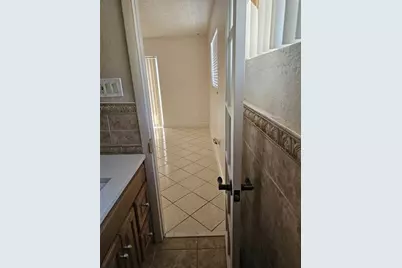 7774  Orleans St, Miramar, FL 33023 - Photo 27