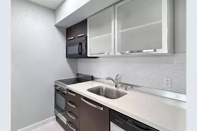 1503 NE 4th Ct, Unit #4, Fort Lauderdale, FL 33301 - Photo 3