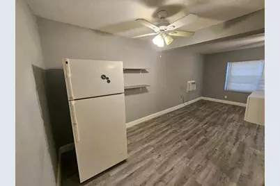 1600 NW 93rd St, Unit #-, Miami, FL 33147 - Photo 13