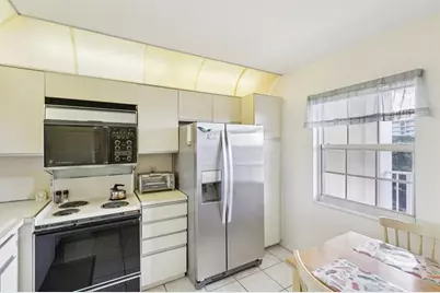 3503  Oaks Way, Unit #510, Pompano Beach, FL 33069 - Photo 21