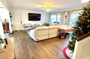 11605 Winchester Dr, Palm Beach Gardens, FL 33410 - Photo 5