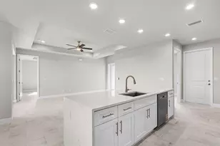 1207 Andover Dr, Banyan Village, FL 33935 - Photo 7