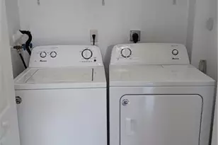 4321 SW 160th Ave, Miramar, FL 33027 - Photo 7