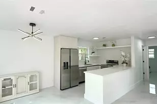 2508 McKinley St, Hollywood, FL 33020 - Photo 9