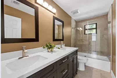 9838  Fairway Cove Ln, Plantation, FL 33324 - Photo 29