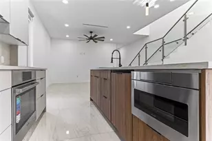 1408 NE 5th Ct, Fort Lauderdale, FL 33301 - Photo 13