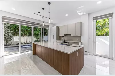 1408 NE 5th Ct, Unit #1408A, Fort Lauderdale, FL 33301 - Photo 9