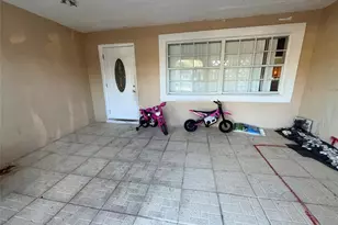 8900 NW 26th Pl, Sunrise, FL 33322 - Photo 5