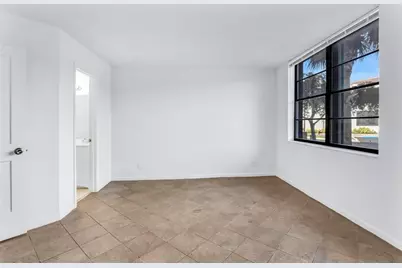 210  Lake Pointe Drive, Unit #103, Oakland Park, FL 33309 - Photo 13