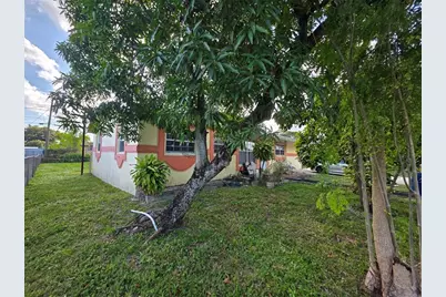 1260 NW 178th Ter, Miami Gardens, FL 33169 - Photo 3