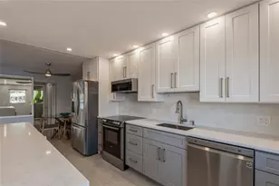 561 Bayshore Dr, Fort Lauderdale, FL 33304 - Photo 9