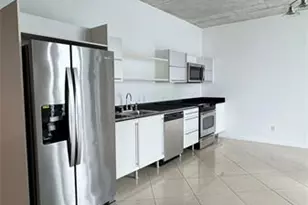 690 SW 1st Ct, Miami, FL 33130 - Photo 3