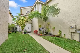 17332 SW 18th St, Miramar, FL 33029 - Photo 37