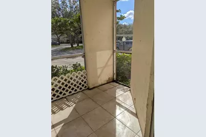 9799  Westview Dr, Unit #1012, Coral Springs, FL 33076 - Photo 15