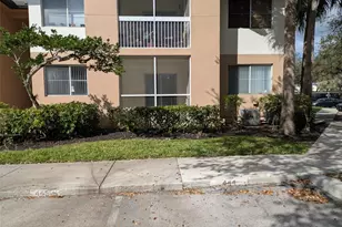 9799 Westview Dr, Coral Springs, FL 33076 - Photo 7