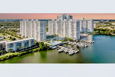 18031 Biscayne Boulevard #1104, Aventura, FL 33160 - Photo 3