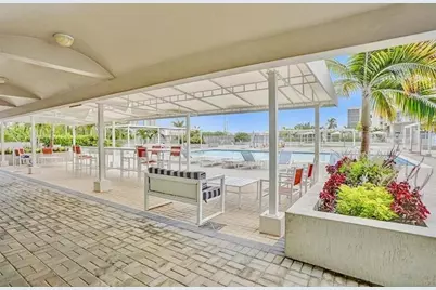 18031 Biscayne Boulevard #1104, Aventura, FL 33160 - Photo 29