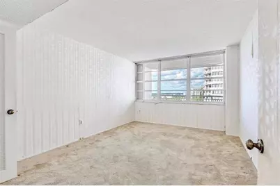 18031 Biscayne Boulevard #1104, Aventura, FL 33160 - Photo 11