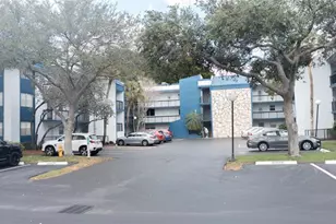 3140 Holiday Springs Blvd, Margate, FL 33063 - Photo 17