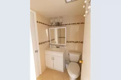 3140  Holiday Springs Blvd, Unit #9-210, Margate, FL 33063 - Photo 15