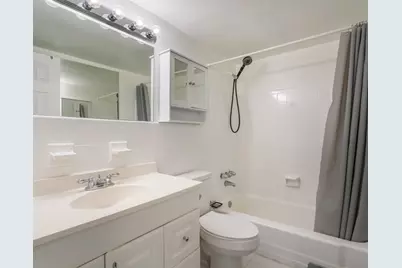 [Address not provided], Hallandale Beach, FL 33009 - Photo 5