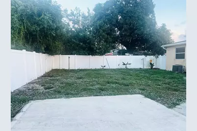 6409  Franklin St, Hollywood, FL 33024 - Photo 3