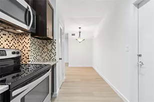 2426 SE 17th St Unit, Fort Lauderdale, FL 33316 - Photo 9