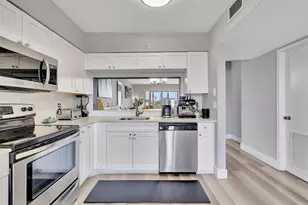 2200 S Cypress Bend Dr, Pompano Beach, FL 33069 - Photo 7