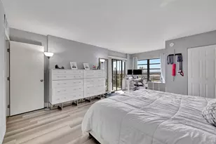 2200 S Cypress Bend Dr, Pompano Beach, FL 33069 - Photo 11