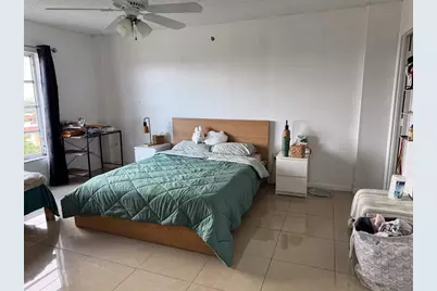 4174  Inverrary Dr, Unit #905, Lauderhill, FL 33319 - Photo 3