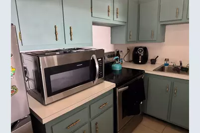 4174  Inverrary Dr, Unit #905, Lauderhill, FL 33319 - Photo 5