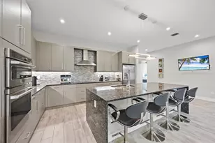 3069 Bellflower Cir, West Palm Beach, FL 33401 - Photo 17