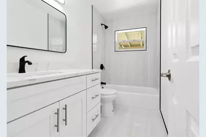 7040 SW 16th St, Pembroke Park, FL 33023 - Photo 11